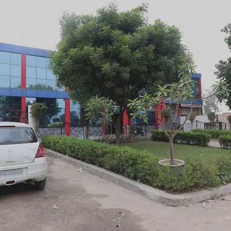 Hotel O Mulaqat Dadri Esterno foto