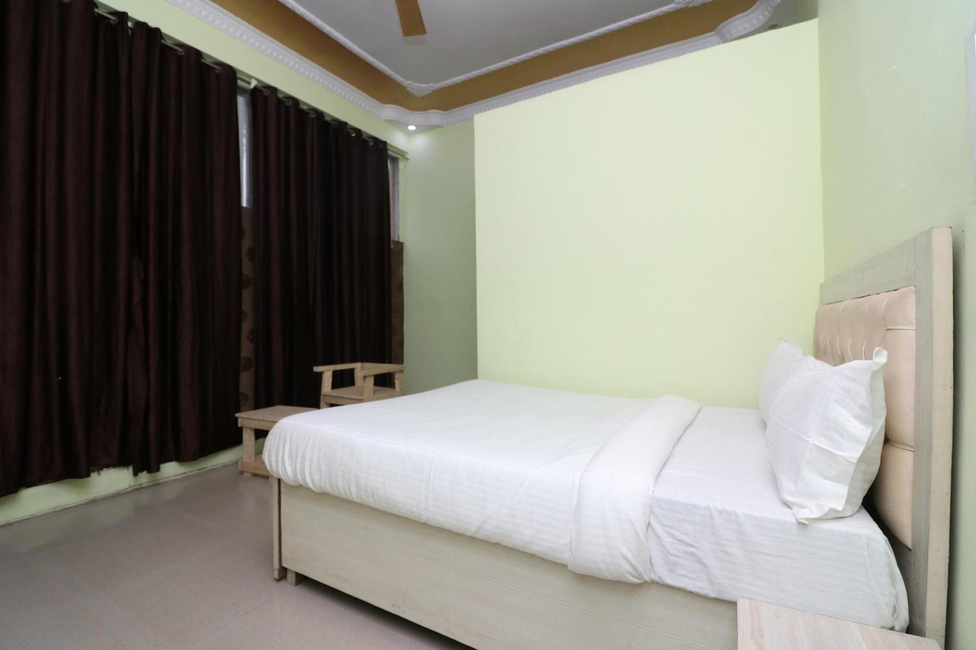 Hotel O Mulaqat Dadri Esterno foto