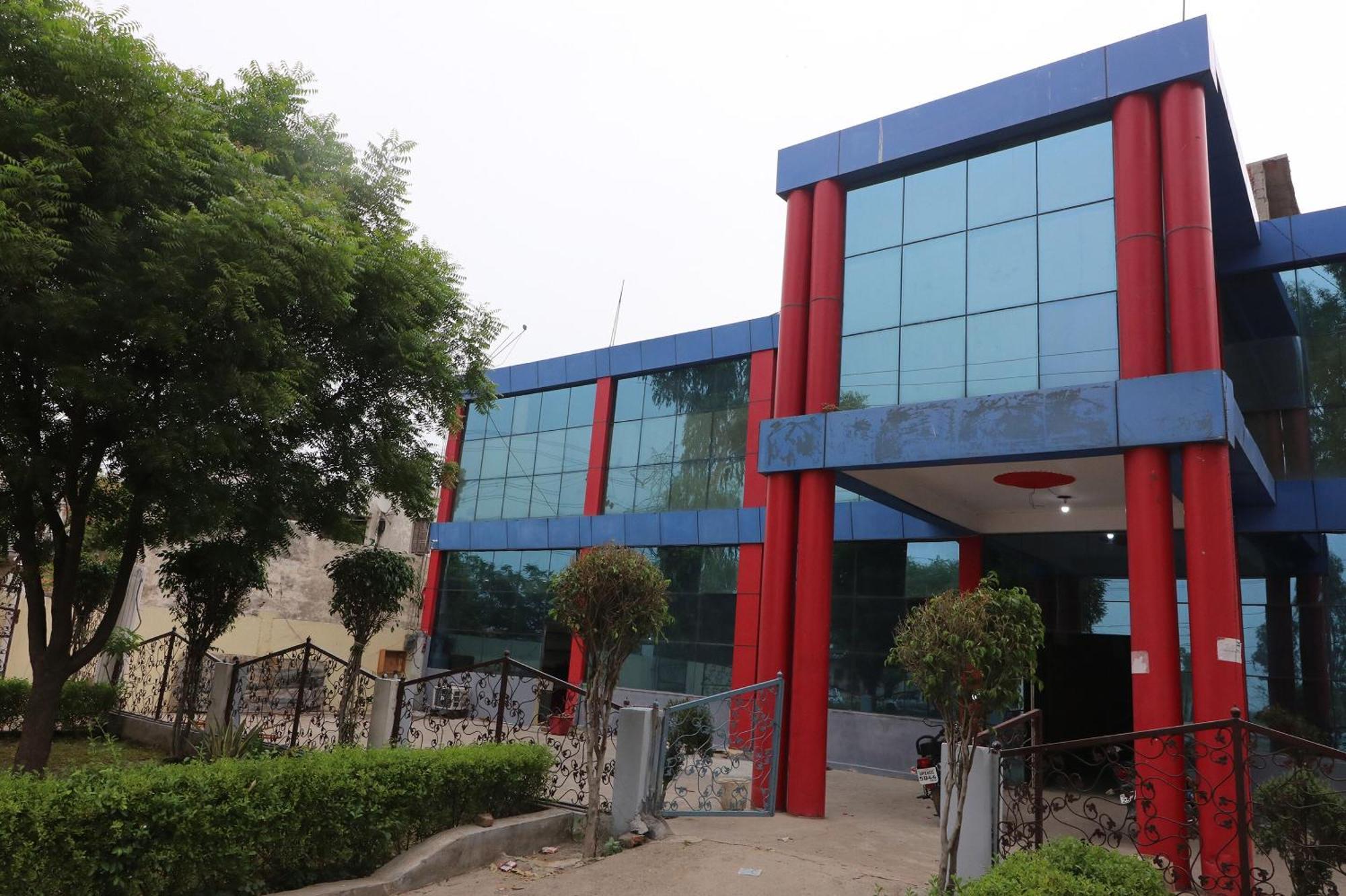 Hotel O Mulaqat Dadri Esterno foto